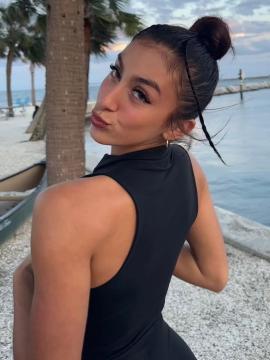 OnlyFans - BIKINI GIRLS 👧 😍 Scene 11989 — photo 2 of 20