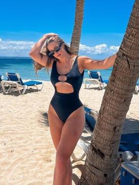 OnlyFans - BIKINI GIRLS 👧 😍 Scene 12125 — photo 16 of 20