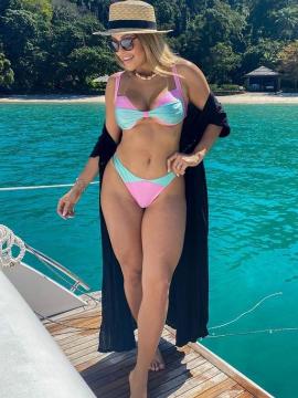 OnlyFans - BIKINI GIRLS 👧 😍 Scene 12150 — photo 8 of 20