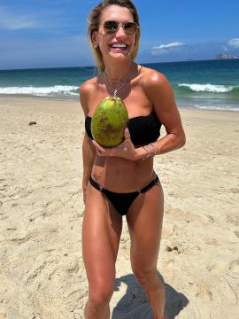 OnlyFans - BIKINI GIRLS 👧 😍 Scene 12225 — photo 9 of 20