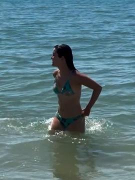 OnlyFans - BIKINI GIRLS 👧 😍 Scene 12227 — photo 18 of 20