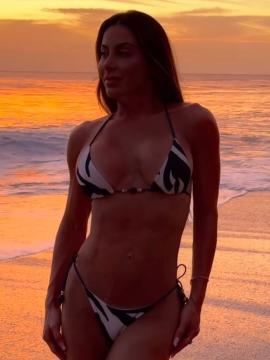 OnlyFans - BIKINI GIRLS 👧 😍 Scene 12239 — photo 18 of 20