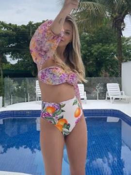 OnlyFans - BIKINI GIRLS 👧 😍 Scene 12382