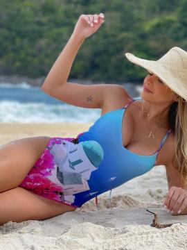 OnlyFans - BIKINI GIRLS 👧 😍 Scene 12389 — photo 4 of 20