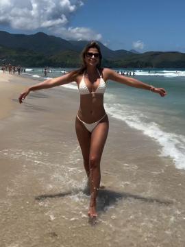 OnlyFans - BIKINI GIRLS 👧 😍 Scene 12398 — photo 17 of 20