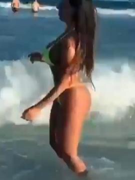 OnlyFans - BIKINI GIRLS 👧 😍 Scene 12424 — photo 16 of 20