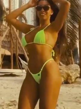OnlyFans - BIKINI GIRLS 👧 😍 Scene 12424 — photo 18 of 20