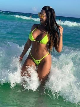 OnlyFans - BIKINI GIRLS 👧 😍 Scene 12425 — photo 8 of 20