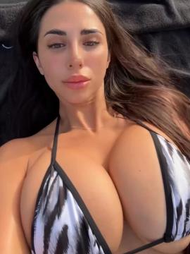 OnlyFans - BIKINI GIRLS 👧 😍 Scene 12516 — photo 16 of 20