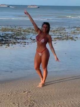 OnlyFans - BIKINI GIRLS 👧 😍 Scene 12537 — photo 19 of 20