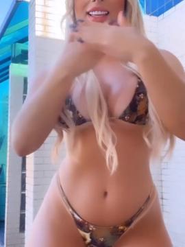 OnlyFans - BIKINI GIRLS 👧 😍 Scene 12582 — photo 4 of 20