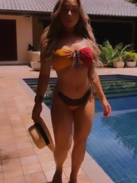 OnlyFans - BIKINI GIRLS 👧 😍 Scene 12594 — photo 4 of 20