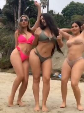 OnlyFans - BIKINI GIRLS 👧 😍 Scene 12679 — photo 13 of 20