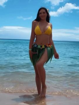 OnlyFans - BIKINI GIRLS 👧 😍 Scene 12680