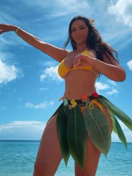 OnlyFans - BIKINI GIRLS 👧 😍 Scene 12680 — photo 8 of 20