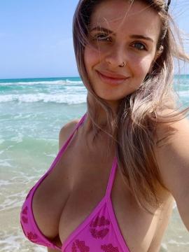 OnlyFans - BIKINI GIRLS 👧 😍 Scene 12714 — photo 2 of 20