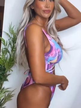 OnlyFans - BIKINI GIRLS 👧 😍 Scene 12790 — photo 4 of 20