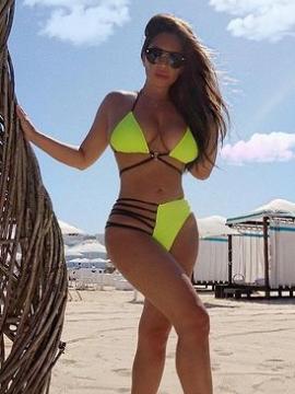 OnlyFans - BIKINI GIRLS 👧 😍 Scene 12794 — photo 17 of 20