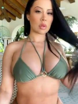 OnlyFans - BIKINI GIRLS 👧 😍 Scene 12800 — photo 7 of 20