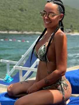 OnlyFans - BIKINI GIRLS 👧 😍 Scene 12804 — photo 4 of 20