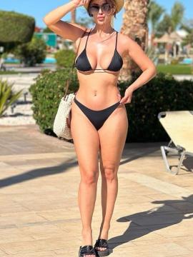 OnlyFans - BIKINI GIRLS 👧 😍 Scene 12818 — photo 2 of 20