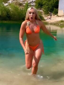 OnlyFans - BIKINI GIRLS 👧 😍 Scene 12828 — photo 18 of 20