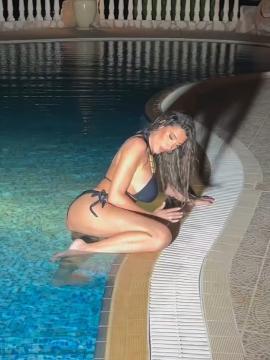OnlyFans - BIKINI GIRLS 👧 😍 Scene 12858