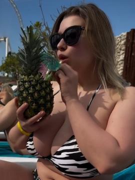 OnlyFans - BIKINI GIRLS 👧 😍 Scene 12940 — photo 5 of 20