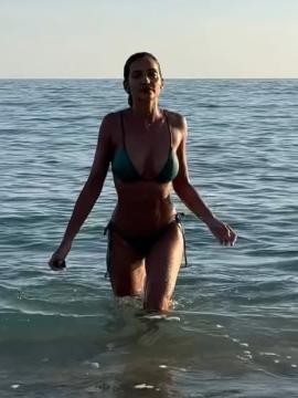 OnlyFans - BIKINI GIRLS 👧 😍 Scene 13032 — photo 10 of 20