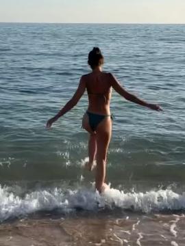 OnlyFans - BIKINI GIRLS 👧 😍 Scene 13032 — photo 16 of 20
