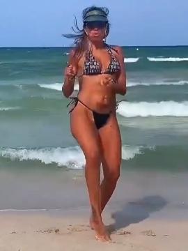 OnlyFans - BIKINI GIRLS 👧 😍 Scene 13062 — photo 4 of 20