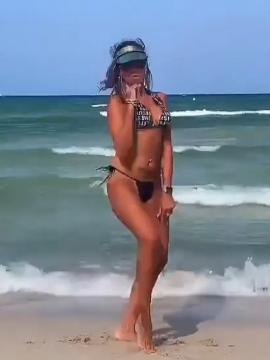 OnlyFans - BIKINI GIRLS 👧 😍 Scene 13062 — photo 5 of 20