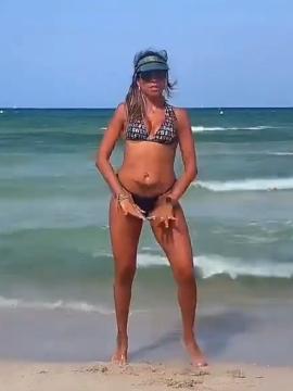 OnlyFans - BIKINI GIRLS 👧 😍 Scene 13062 — photo 7 of 20
