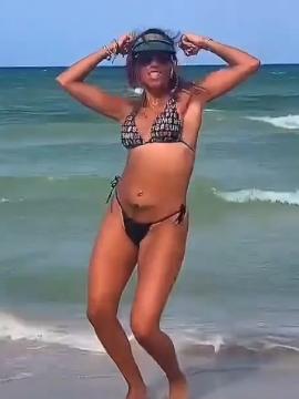 OnlyFans - BIKINI GIRLS 👧 😍 Scene 13062 — photo 9 of 20