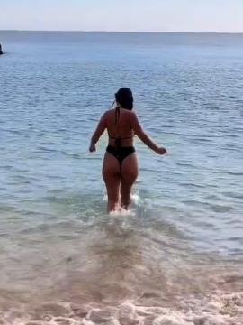 OnlyFans - BIKINI GIRLS 👧 😍 Scene 13100 — photo 1 of 20