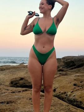OnlyFans - BIKINI GIRLS 👧 😍 Scene 13100