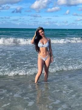 OnlyFans - BIKINI GIRLS 👧 😍 Scene 13130 — photo 13 of 20