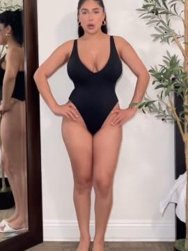 OnlyFans - BIKINI GIRLS 👧 😍 Scene 13174 — photo 5 of 20