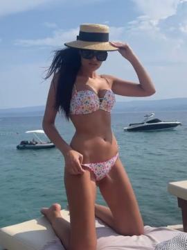 OnlyFans - BIKINI GIRLS 👧 😍 Scene 13190 — photo 1 of 20