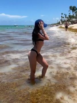 OnlyFans - BIKINI GIRLS 👧 😍 Scene 13307 — photo 8 of 20