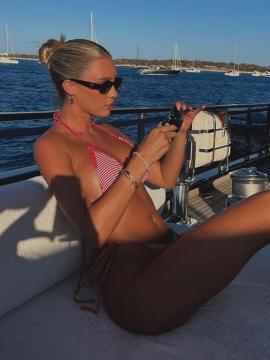 OnlyFans - BIKINI GIRLS 👧 😍 Scene 13334 — photo 13 of 20