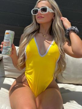 OnlyFans - BIKINI GIRLS 👧 😍 Scene 13370 — photo 19 of 20