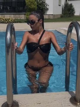 OnlyFans - BIKINI GIRLS 👧 😍 Scene 13375 — photo 14 of 20