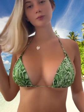 OnlyFans - BIKINI GIRLS 👧 😍 Scene 13638 — photo 2 of 20