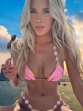 OnlyFans - BIKINI GIRLS 👧 😍 Scene 13638 — photo 17 of 20