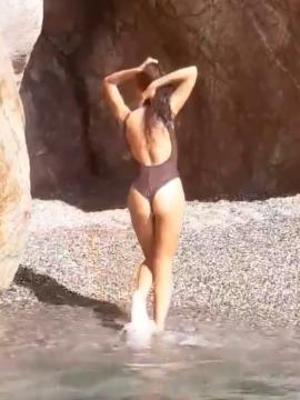 OnlyFans - BIKINI GIRLS 👧 😍 Scene 13685 — photo 4 of 20