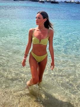 OnlyFans - BIKINI GIRLS 👧 😍 Scene 13892 — photo 18 of 20