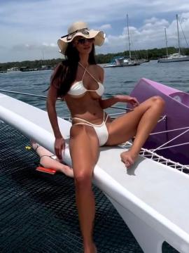OnlyFans - BIKINI GIRLS 👧 😍 Scene 13900 — photo 12 of 20