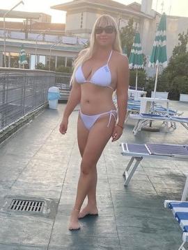 OnlyFans - BIKINI GIRLS 👧 😍 Scene 13910 — photo 8 of 20