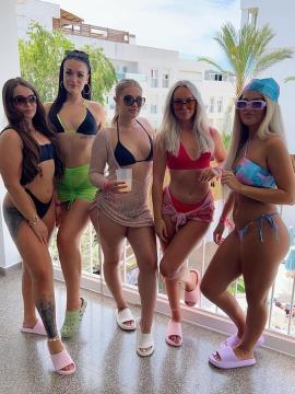 OnlyFans - BIKINI GIRLS 👧 😍 Scene 14111 — photo 1 of 20